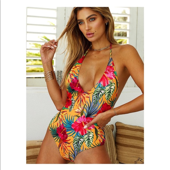 Dahilah Tropical Floral One Piece - Picture 2 of 5